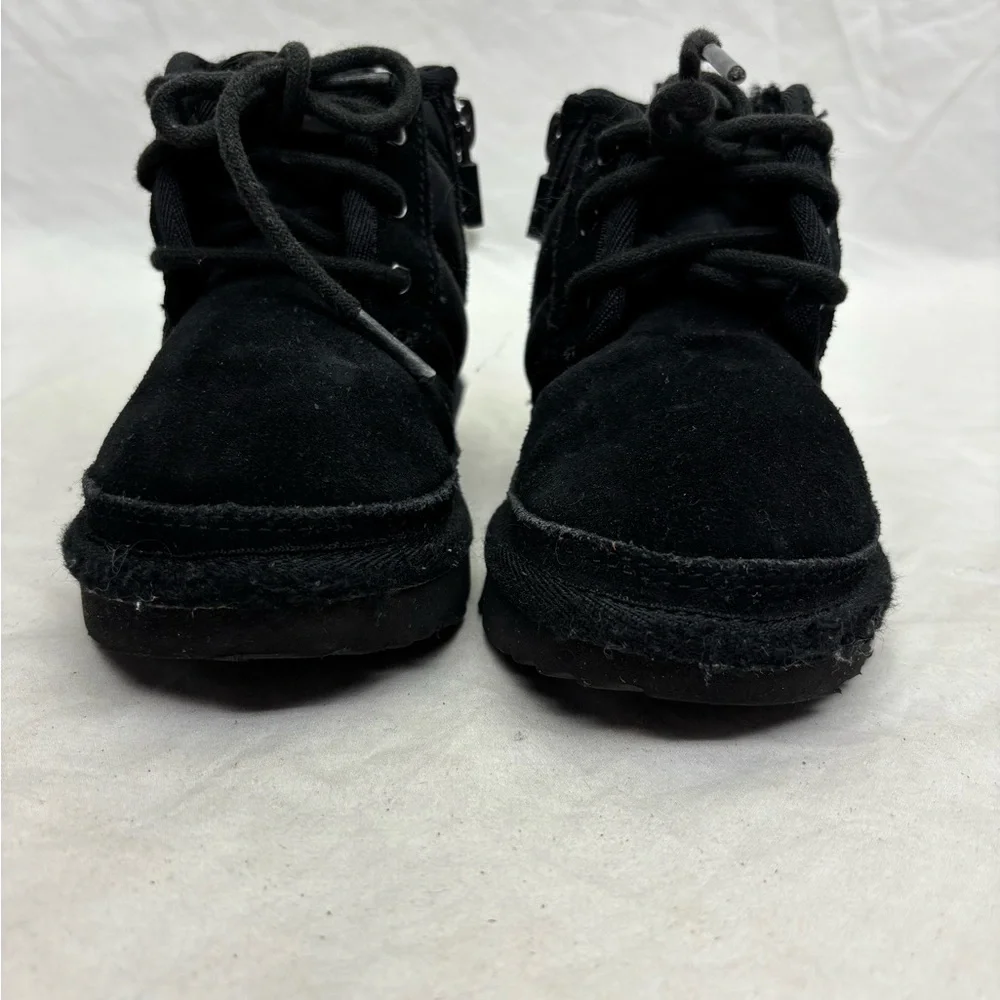 Ugg Kids Black Suede Ankle Boots with Lace-Up for baby size 7